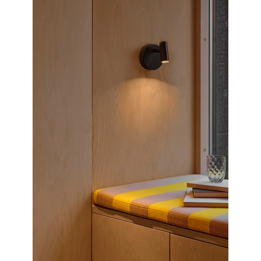 LED reading light Omari Black