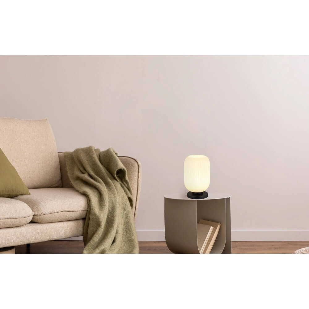 Round table lamp Normy white glass Ø 14cm Globo 9007371453283