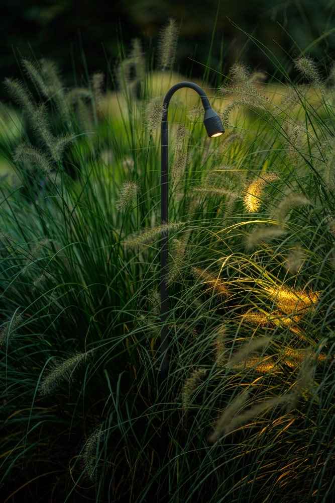 Black garden lamp Xible Hi 90cm Lightpro 8719979285043