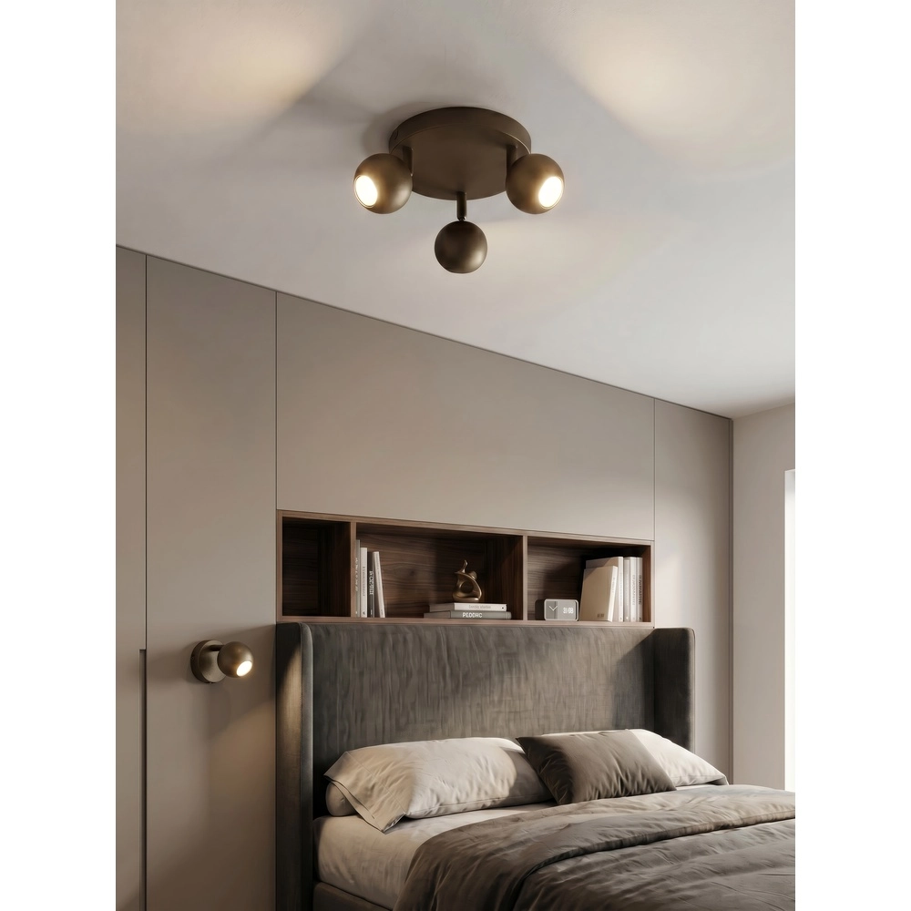 Surface-mounted spot Enaro 3-light platinum