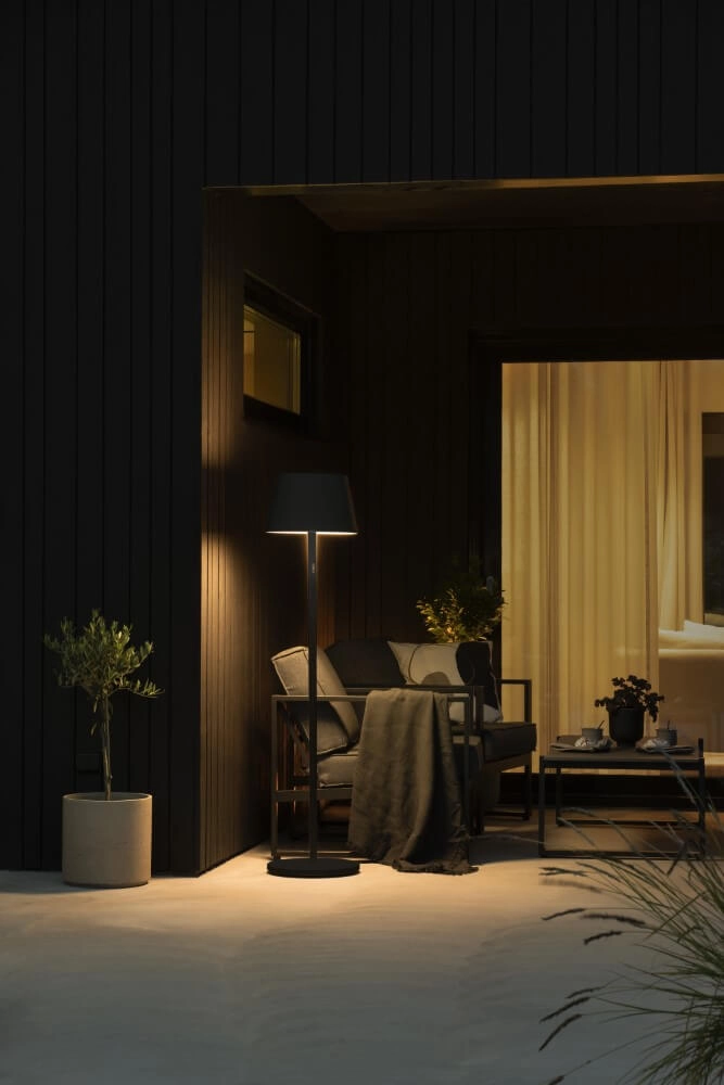 Rechargeable outdoor table lamp Pomezia black KonstSmide 7318307824759