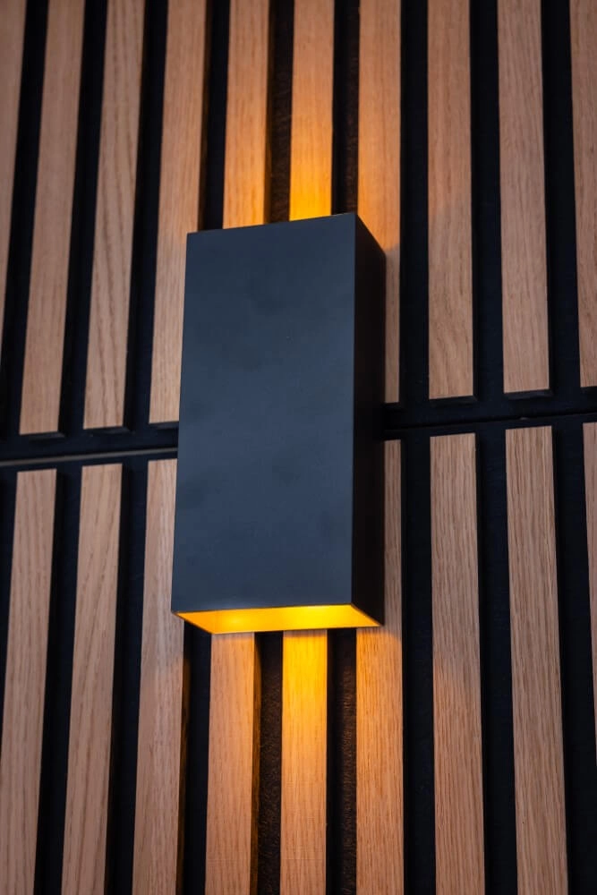 Sleek wall spotlight David black with gold ETH 8720195305590