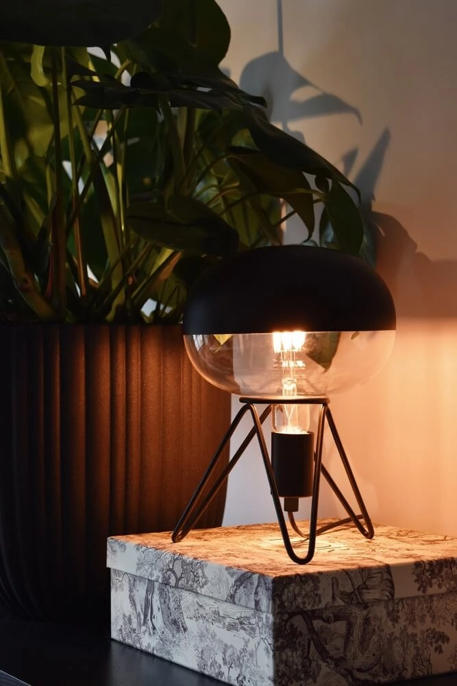 Black tripod light Tripod Circle 8712879150879