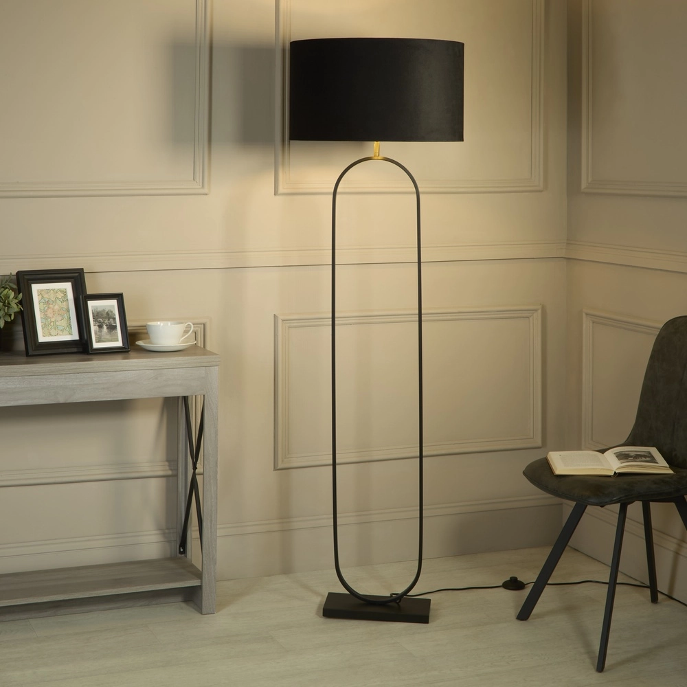 Floor lamp Modish black with black hood Searchlight 5053423307534