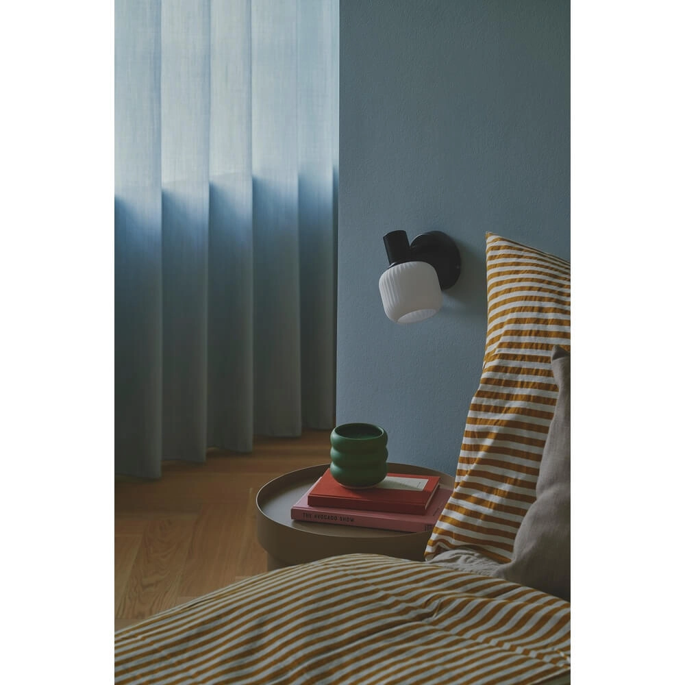Black wall lamp Milford with white Nordlux 5704924018688
