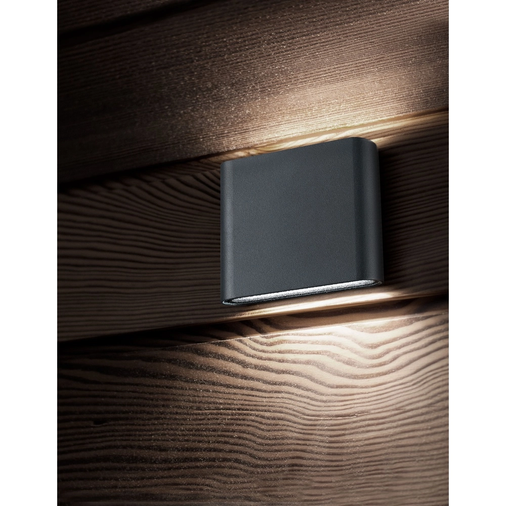 Sleek wall spotlight Soho S grey