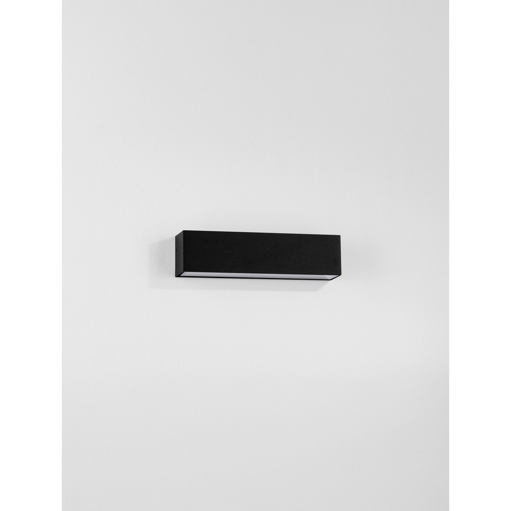Sleek wall lamp Allure black 22cm Lyora 5212017479105