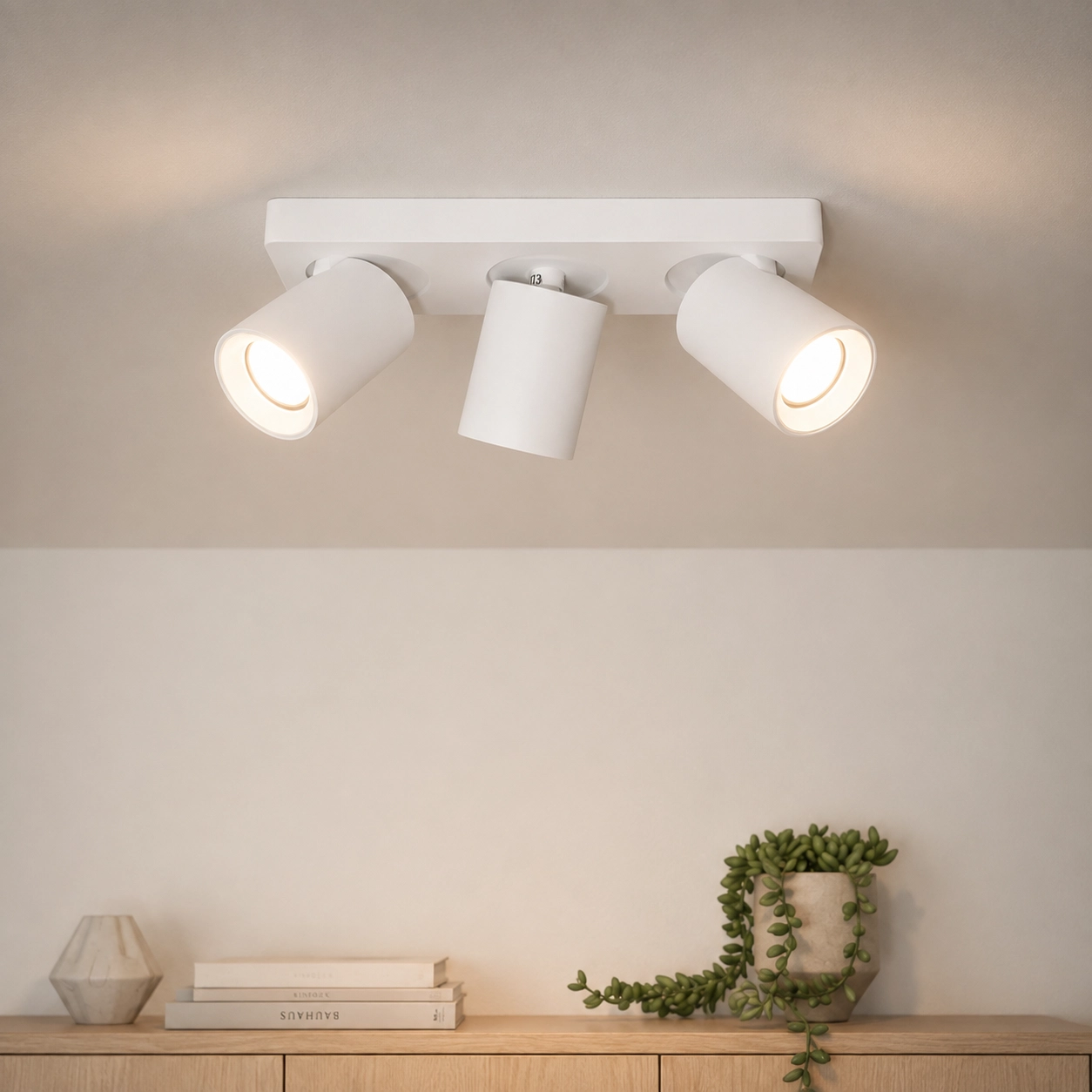 3-light surface-mounted spot Megano white