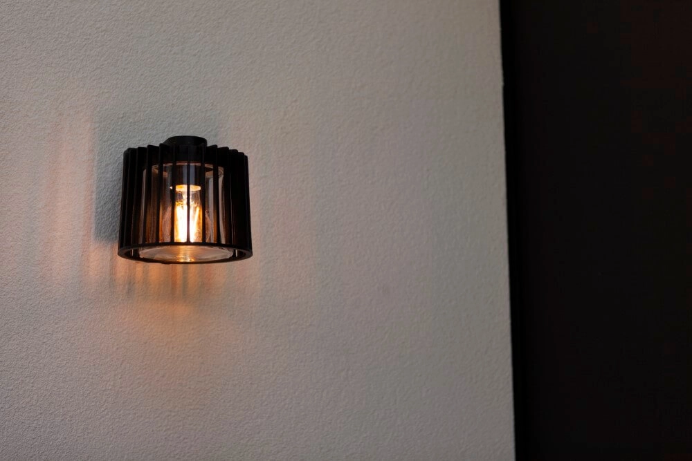 Nice wall lamp Shyne black Lutec 6939412015552