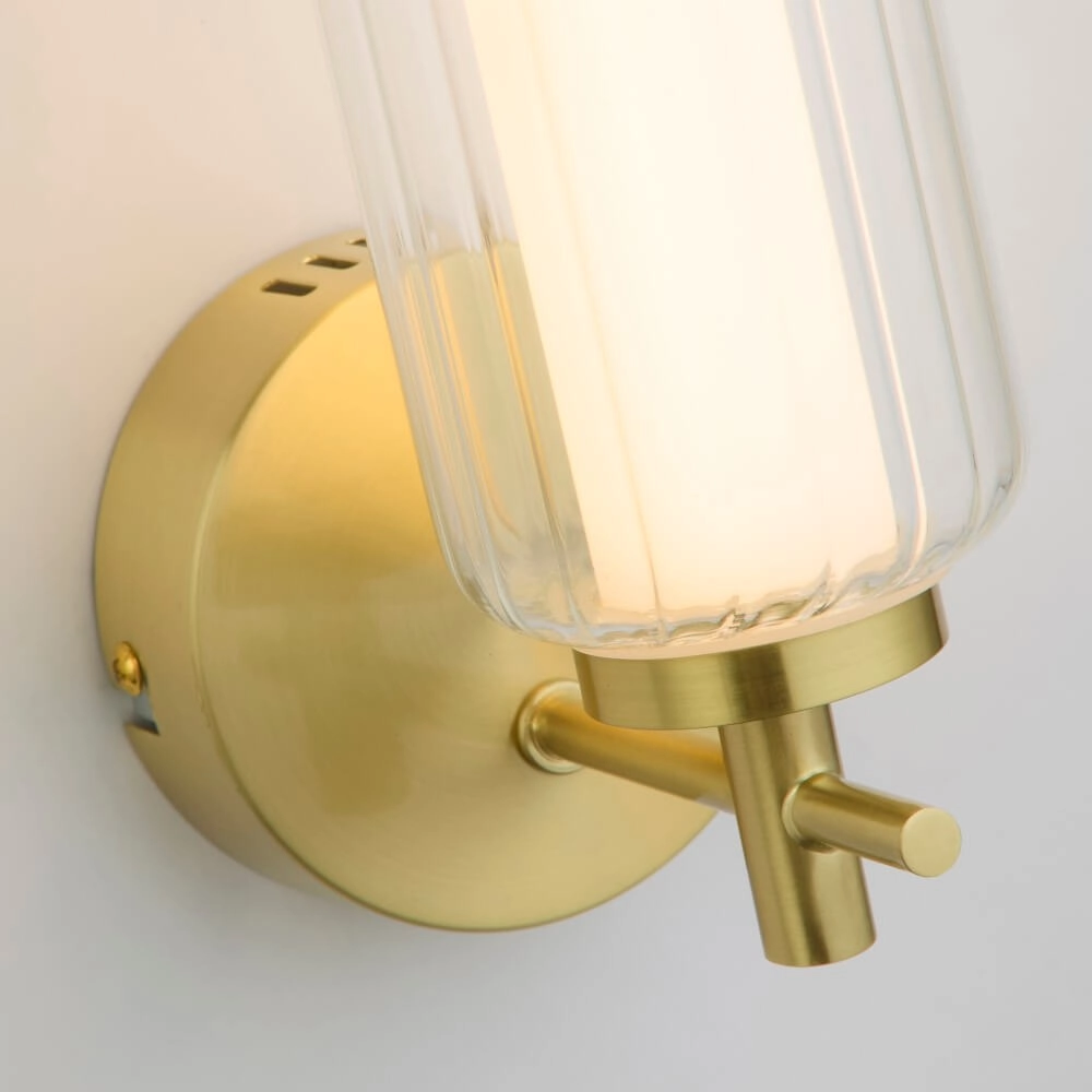 Modern wall lamp Mod brass Searchlight 5053423273105