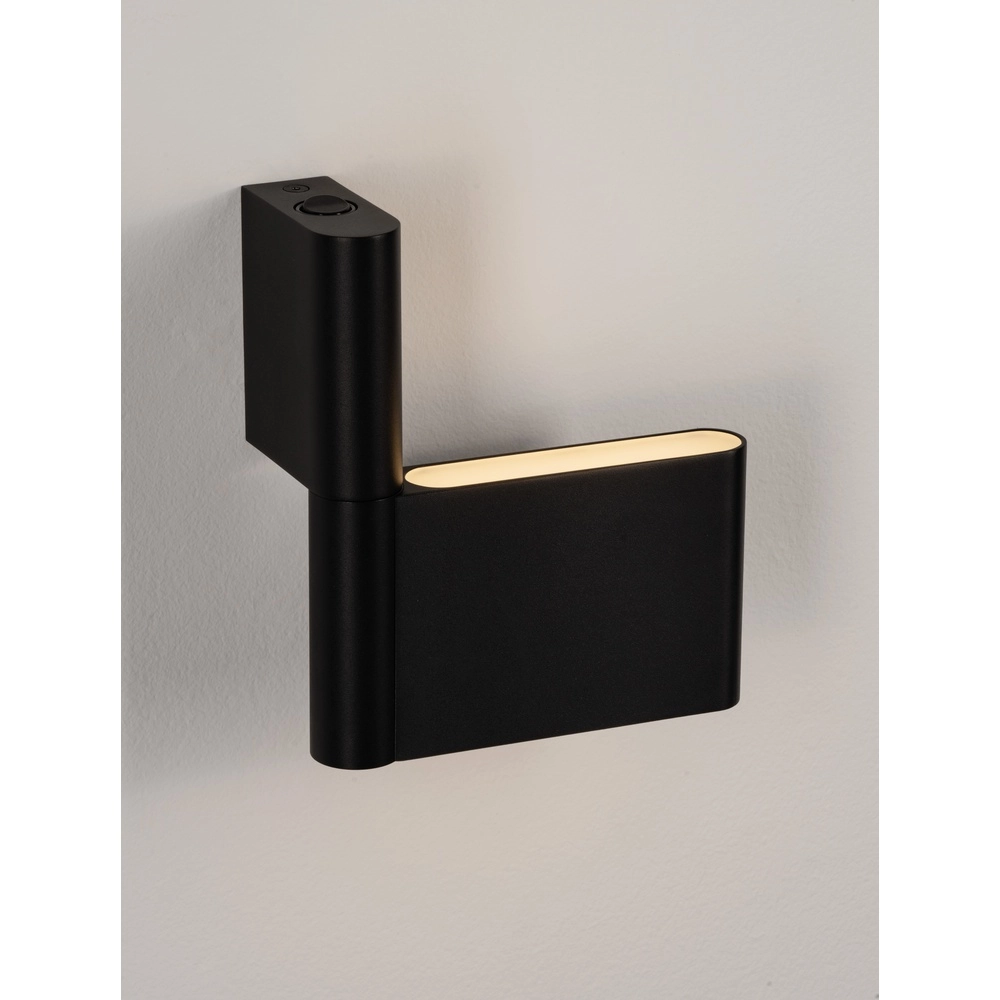 Wall lamp Flusso black Lyora 5212017478115