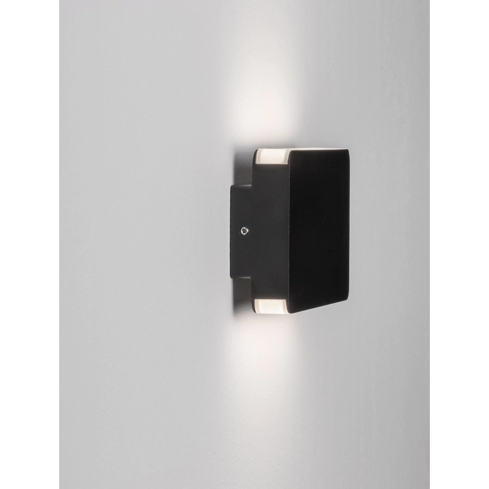 Black wall lamp Artu design Lyora 5212017476494