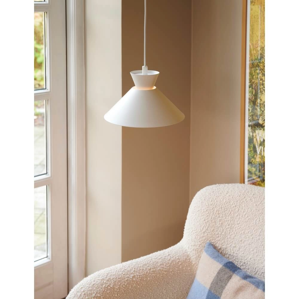 Sleek pendant lamp Dial white Ø 25cm Nordlux 5704924011979