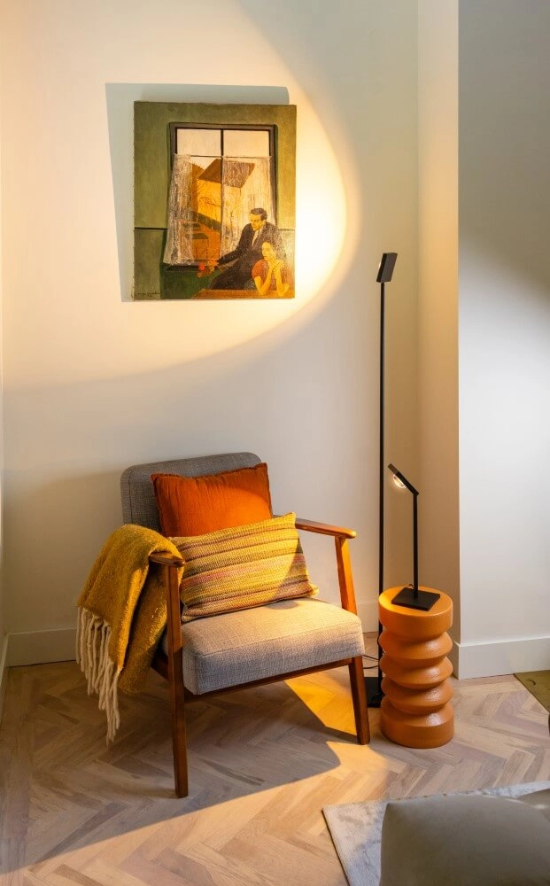Sleek table lamp Jake design black ETH 8720195306931