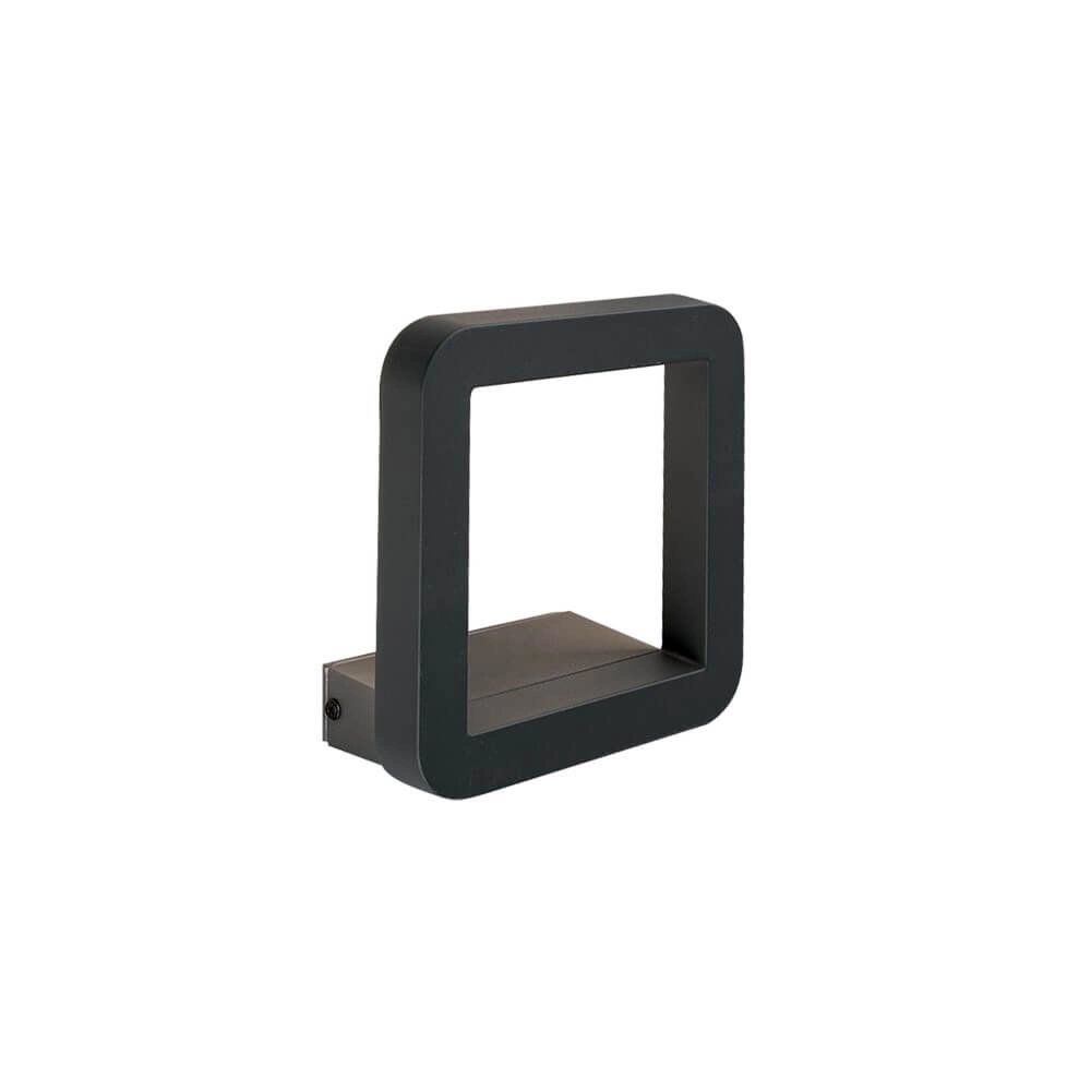 Sleek wall lamp Thika with LED lighting
