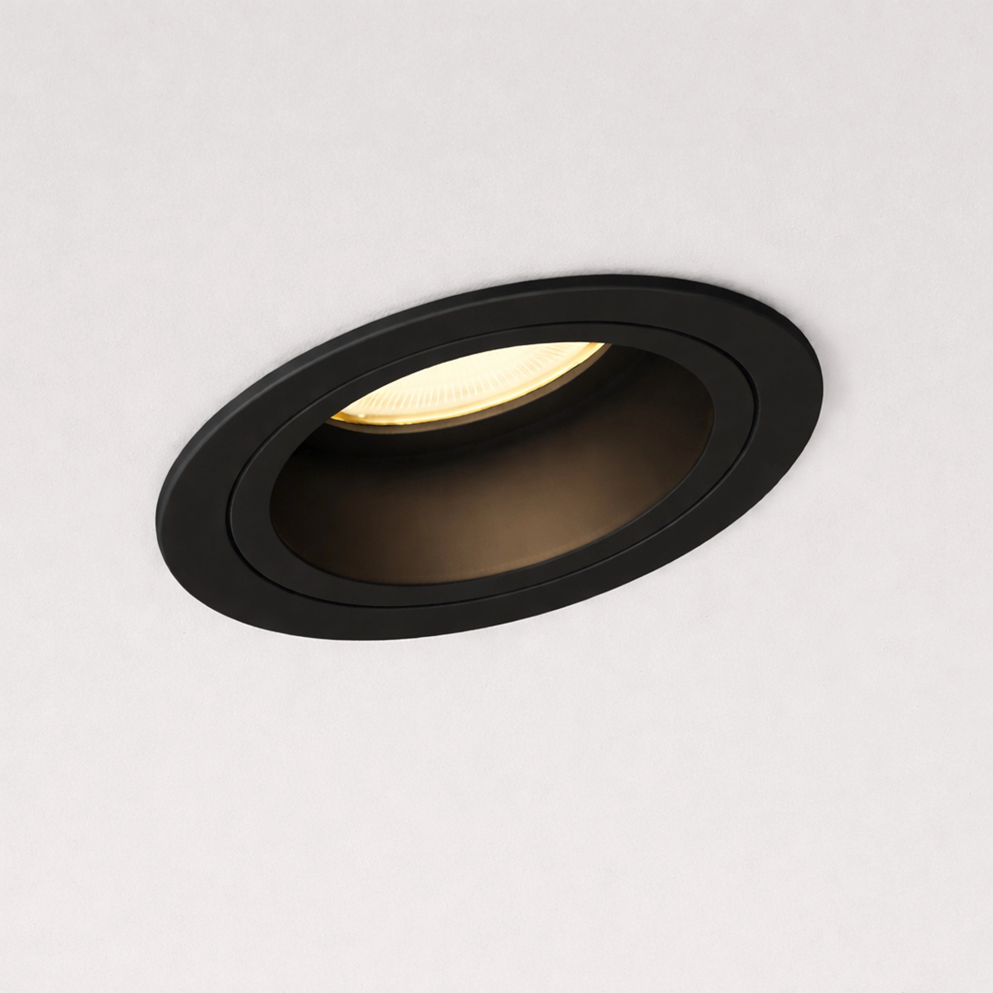 Recessed spotlight Zelda round IP65 black