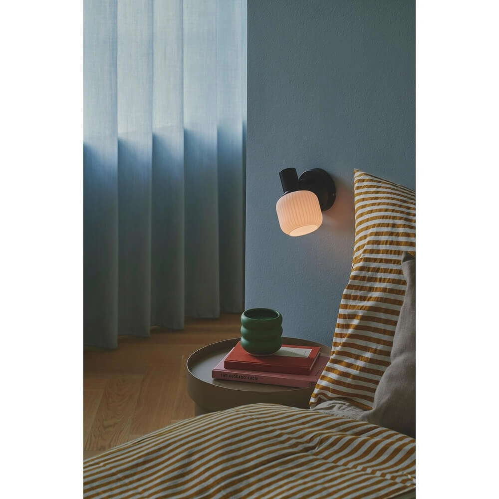 Black wall lamp Milford with white Nordlux 5704924018688
