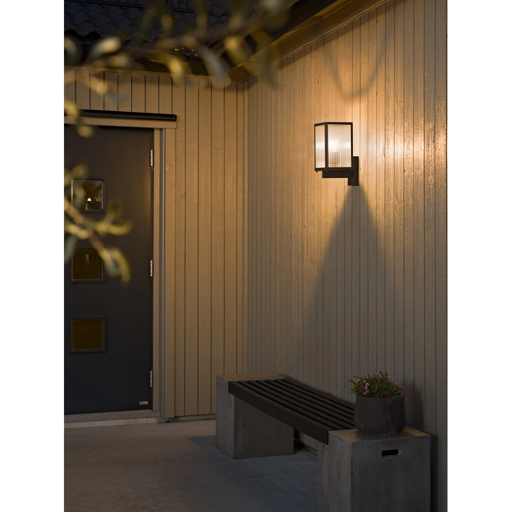 Wall lamp Carpi black with ribbed glass KonstSmide 7318300030485