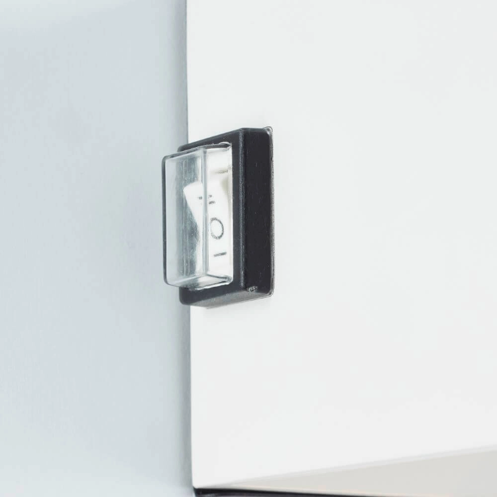 White surface-mounted spotlight Iseo rechargeable Brilliant 4004353435591