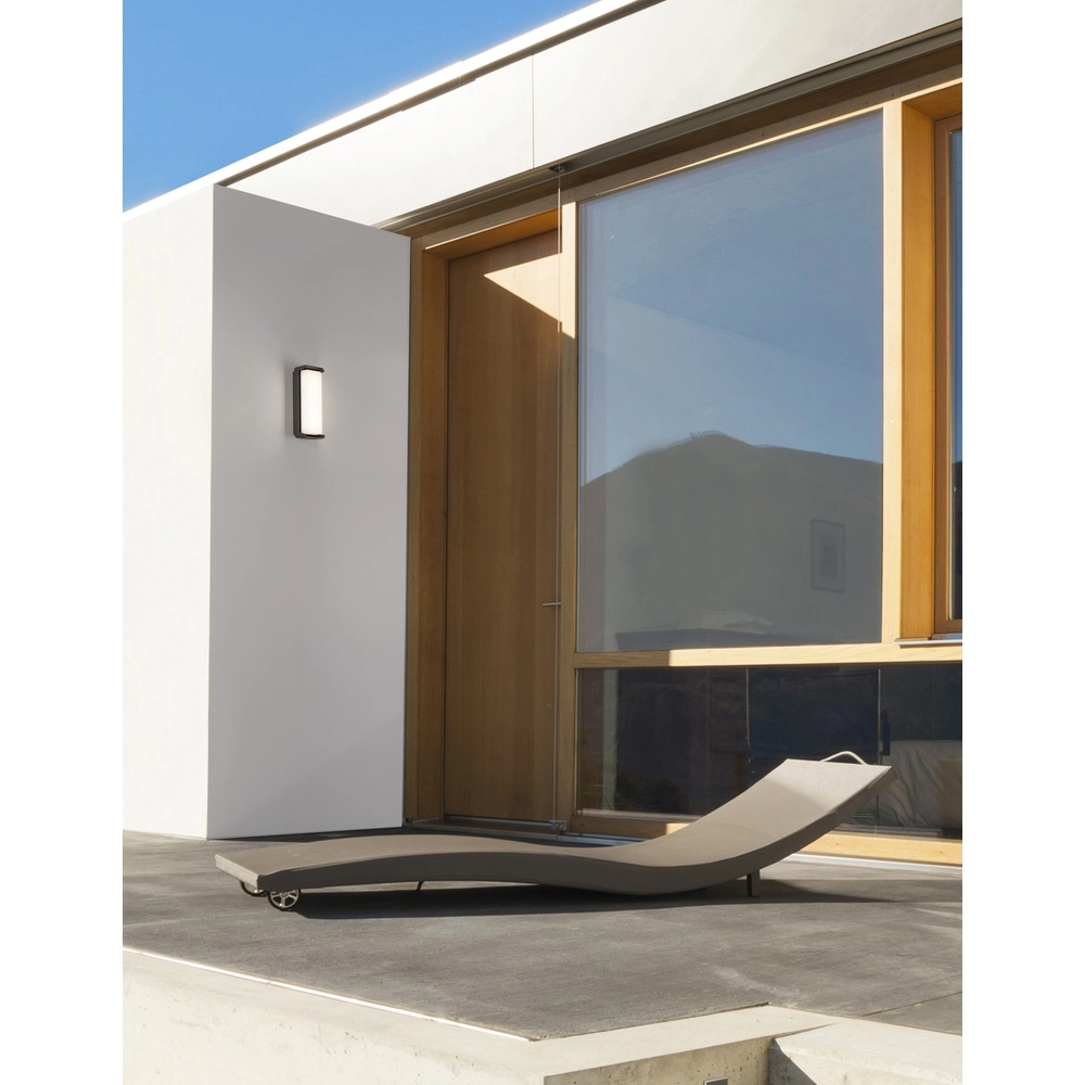 Sleek outdoor lamp Keen grey Lyora 5212017415134