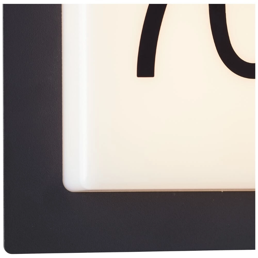 Black façade lamp Sten with house number Brilliant 4004353412820