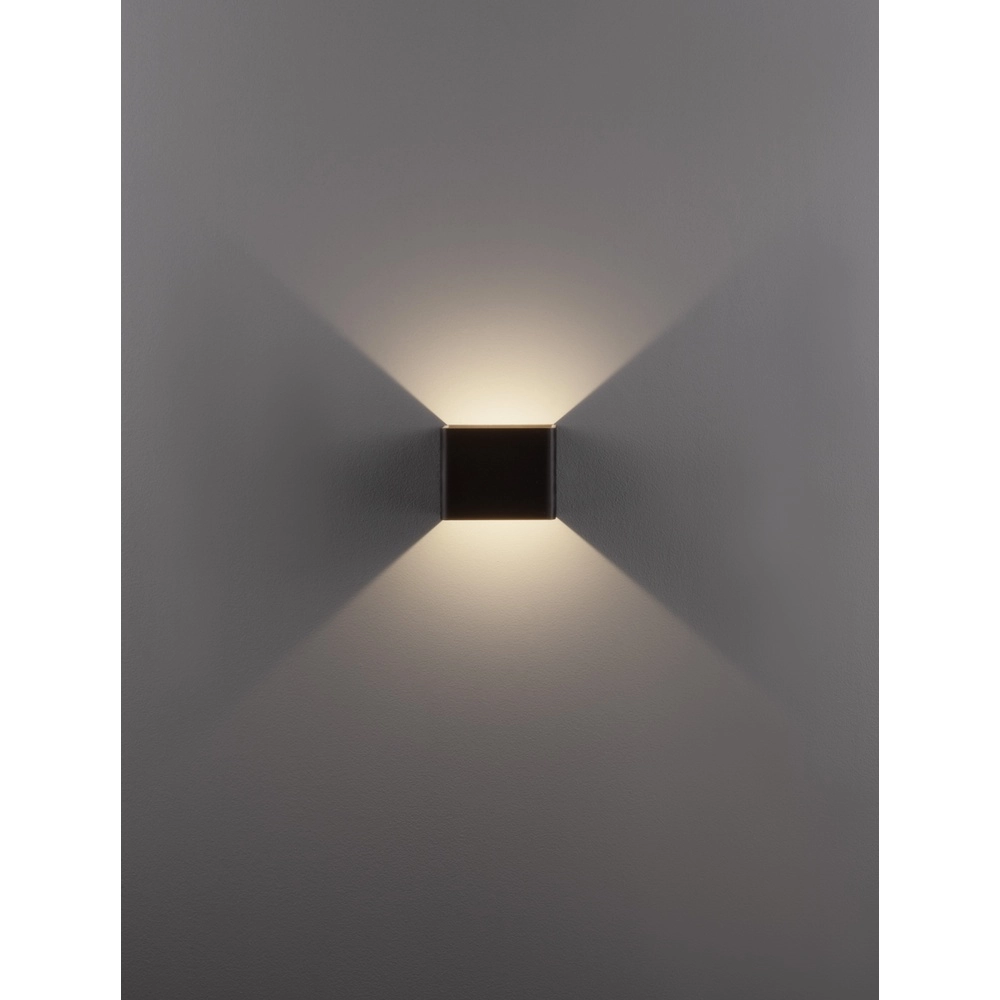 Wall spotlight Epic Square Black Lyora 5212017444325