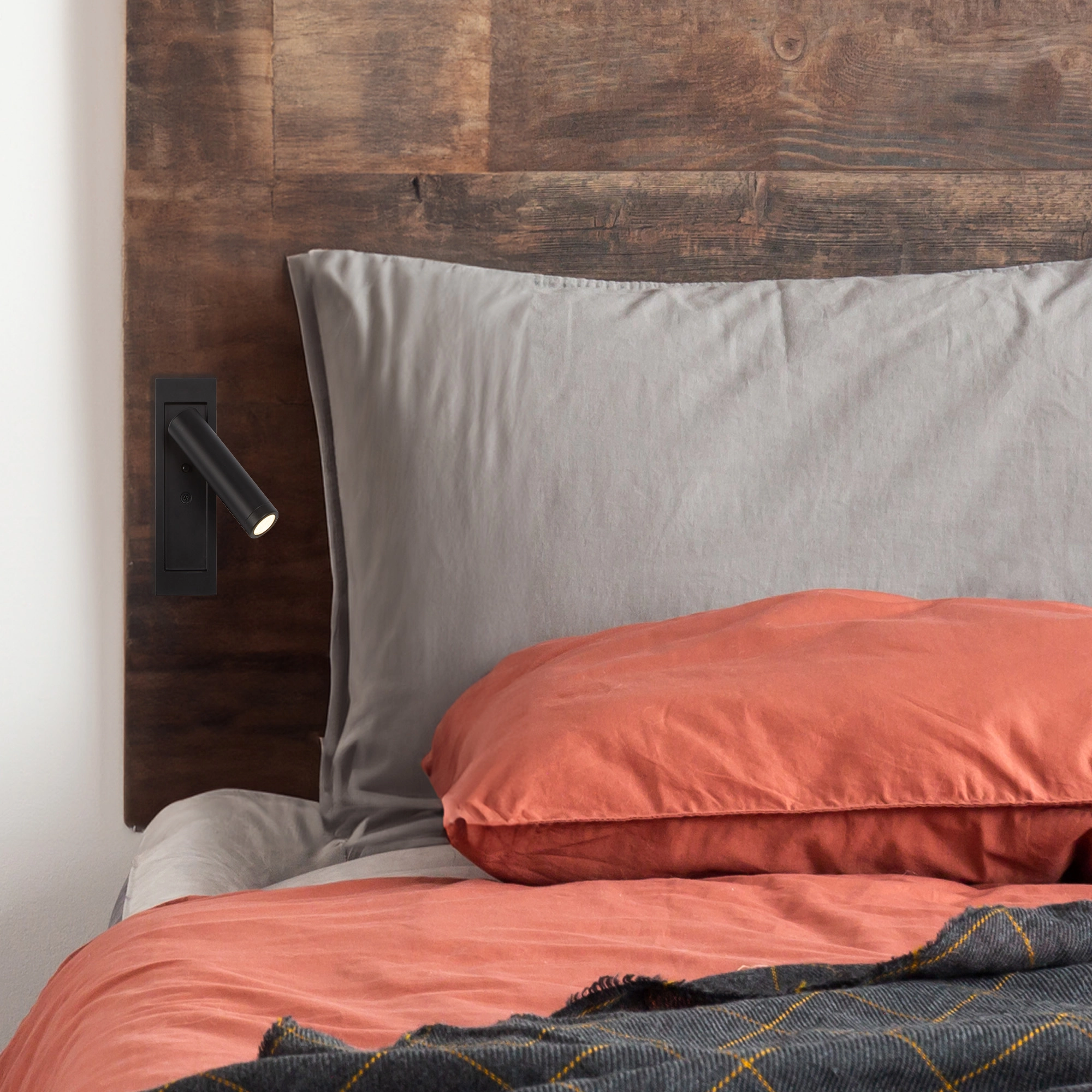 Bedside lamp Marylebone Built-in black Lyora 5053423275895