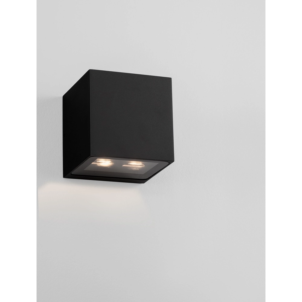 Design surface-mounted spotlight Rob black