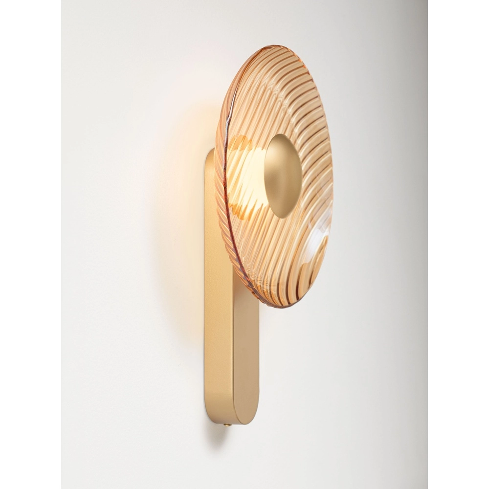 Design wall lamp Lavina gold with amber glass Ø 25cm Lyora 5212063501393