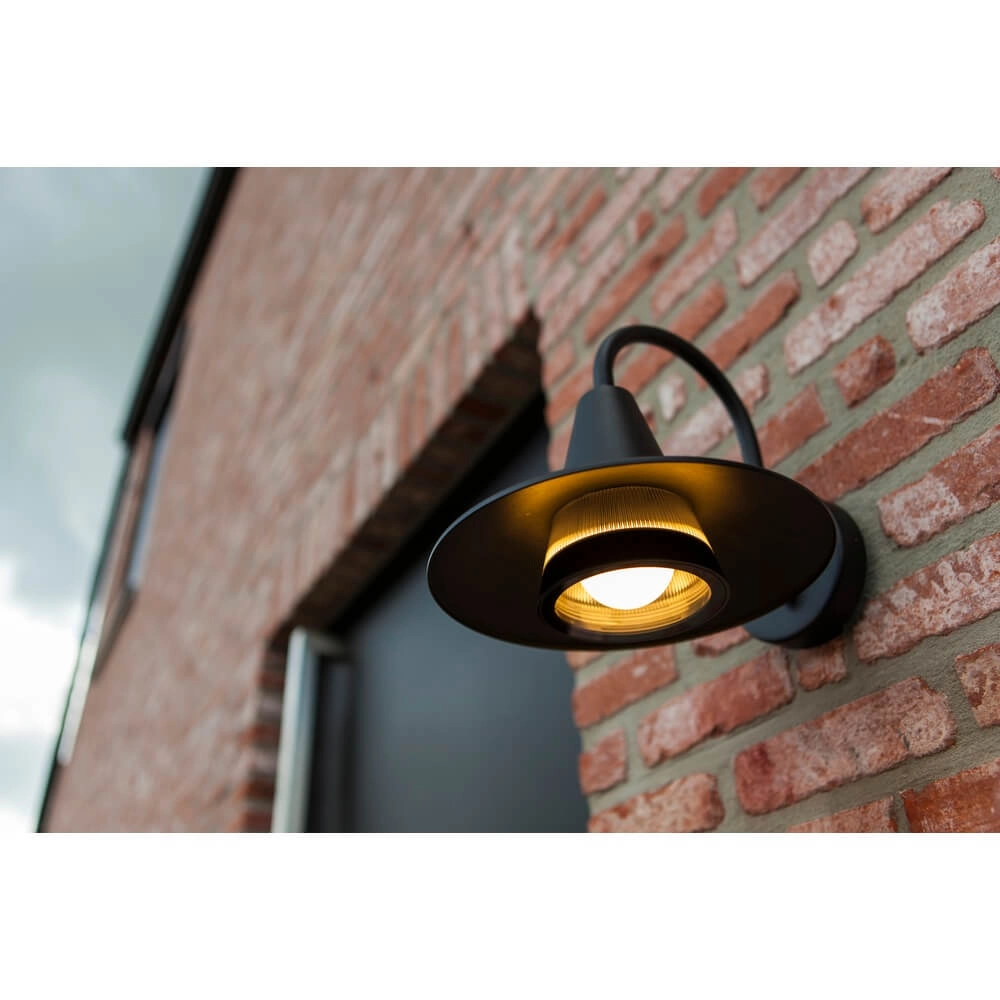 Black LED outdoor lamp Swan Lutec 6939412016351