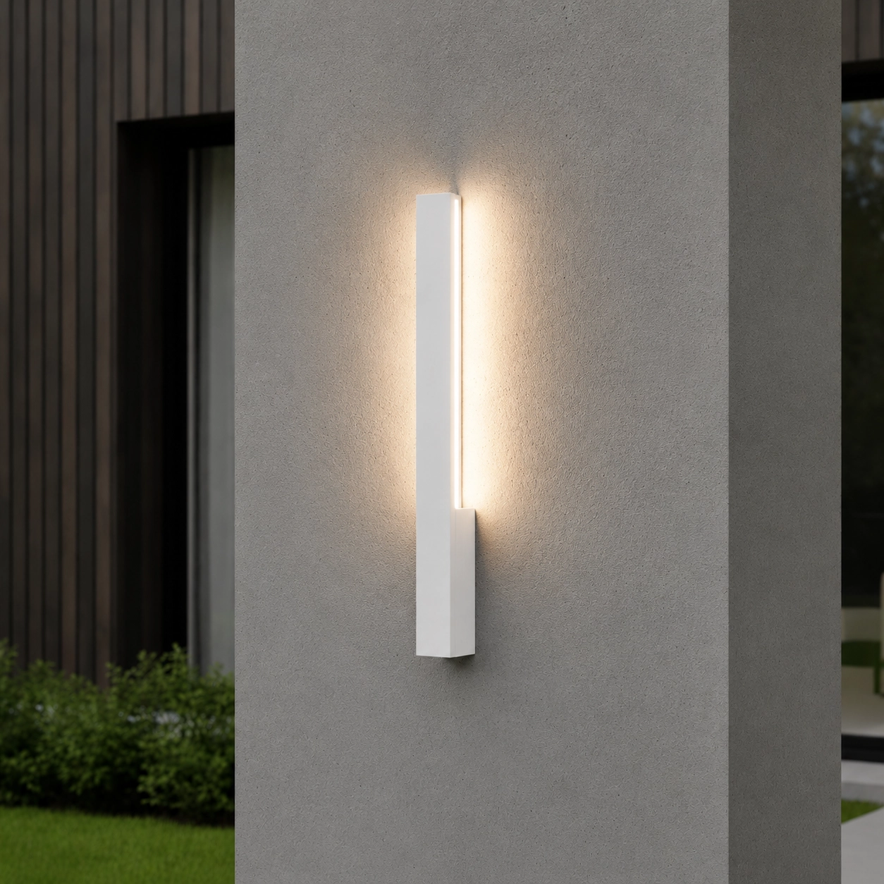 Sleek wall lamp Isos white 61cm