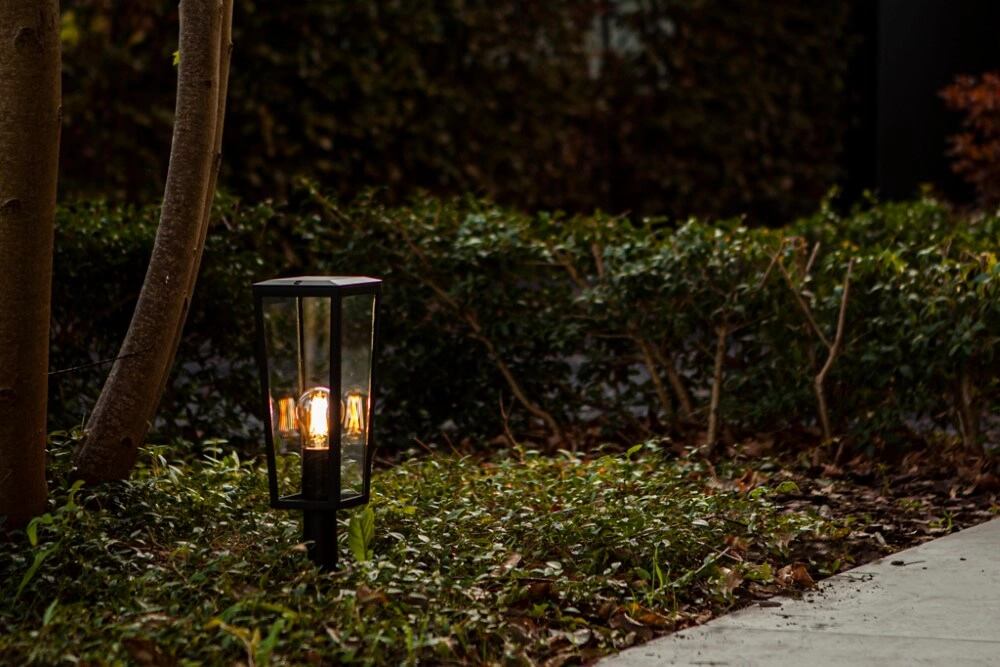 Unique garden lamp Pine Single Black Lutec 6939412070643