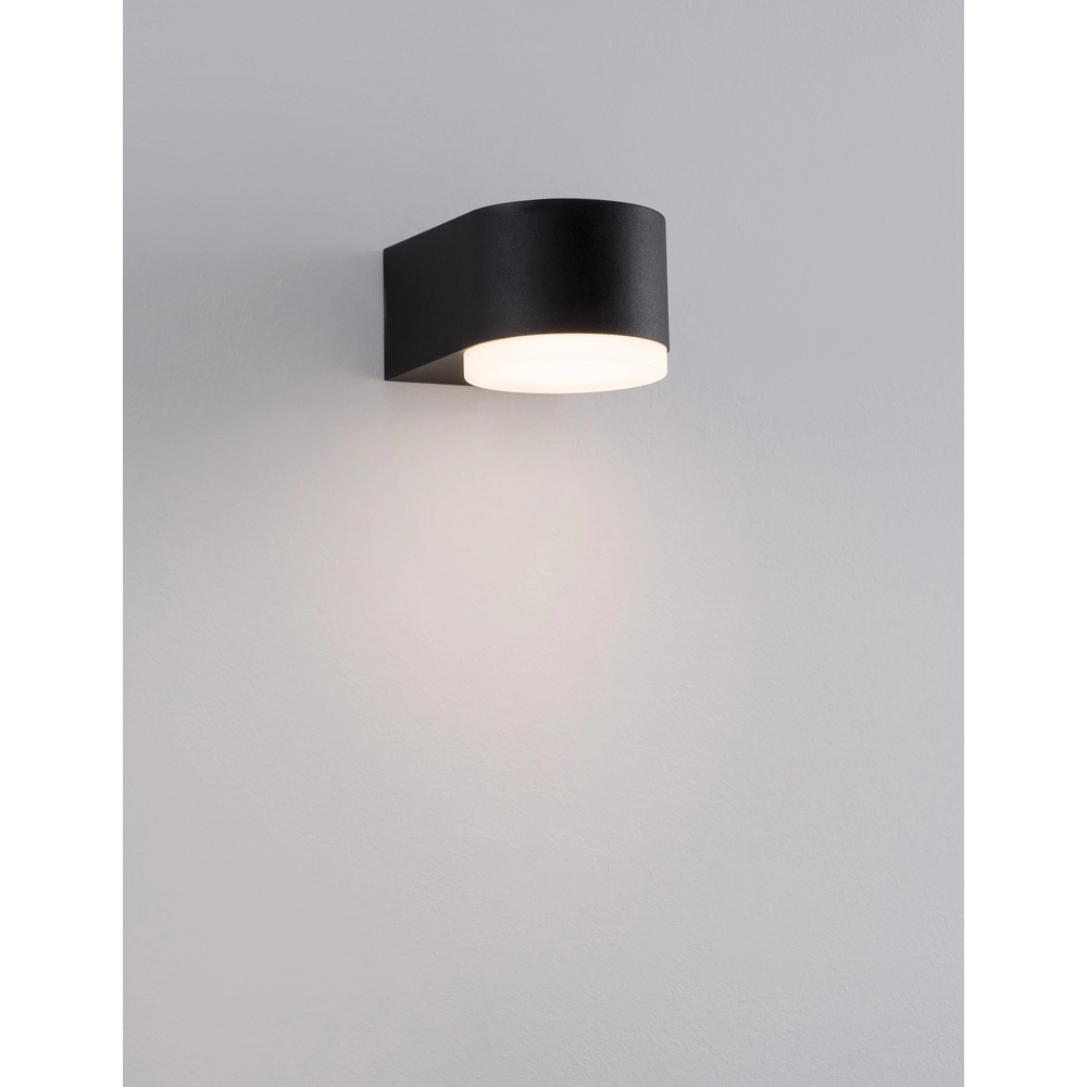 Sleek wall lamp Nus black single