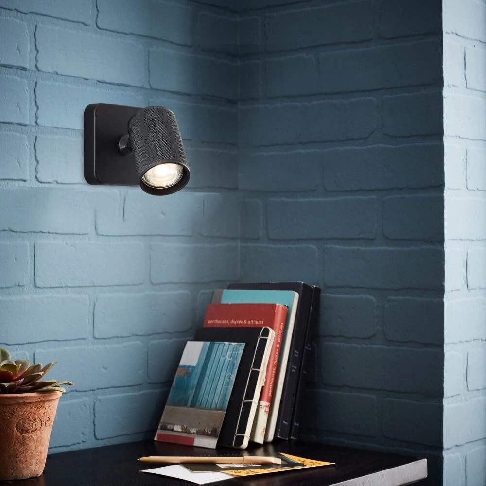 Surface-mounted spot Marty black Brilliant 4004353424366