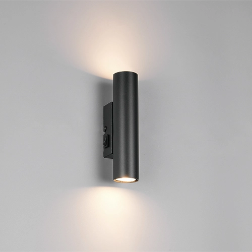Surface-mounted spot Taryn Black