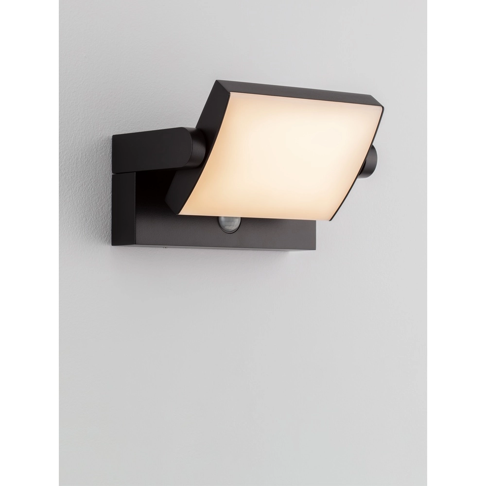Design wall lamp Gerber Black with sensor Lyora 5212017447432