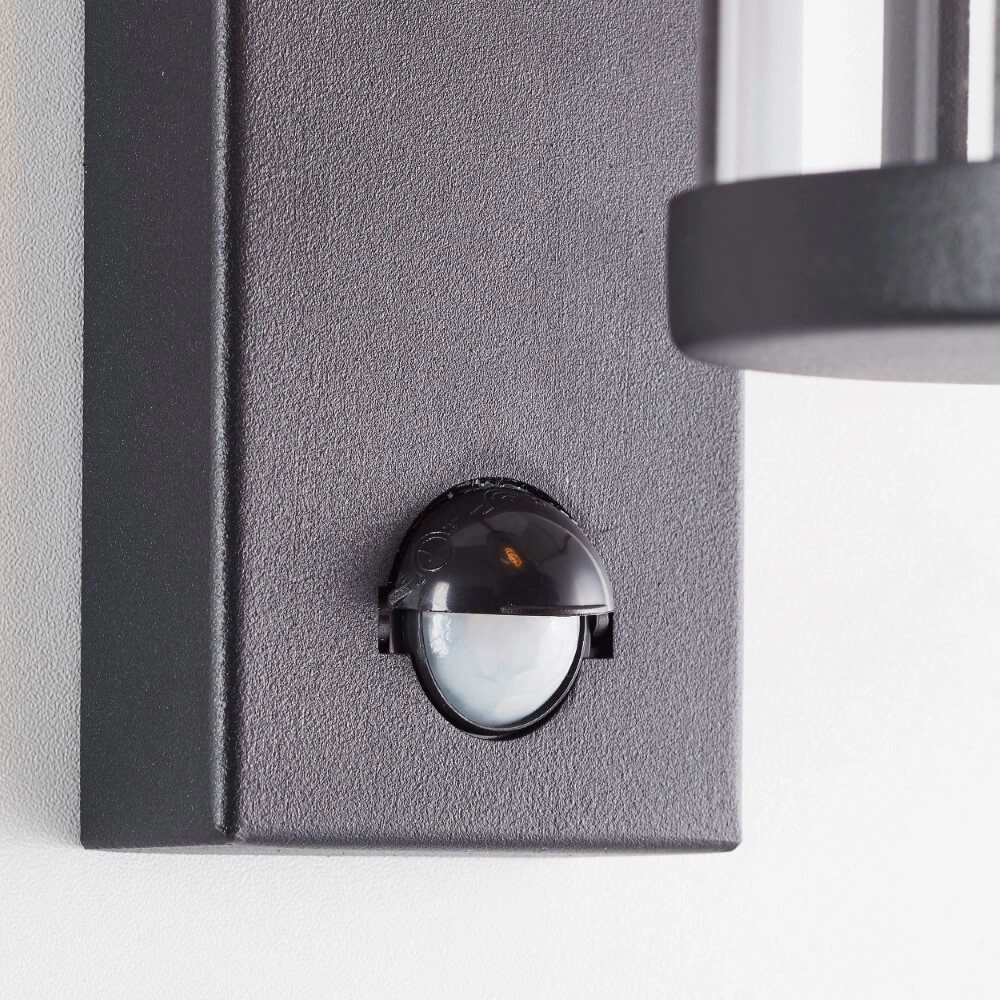 Black wall lamp Sidney with sensor Brilliant 4004353435683