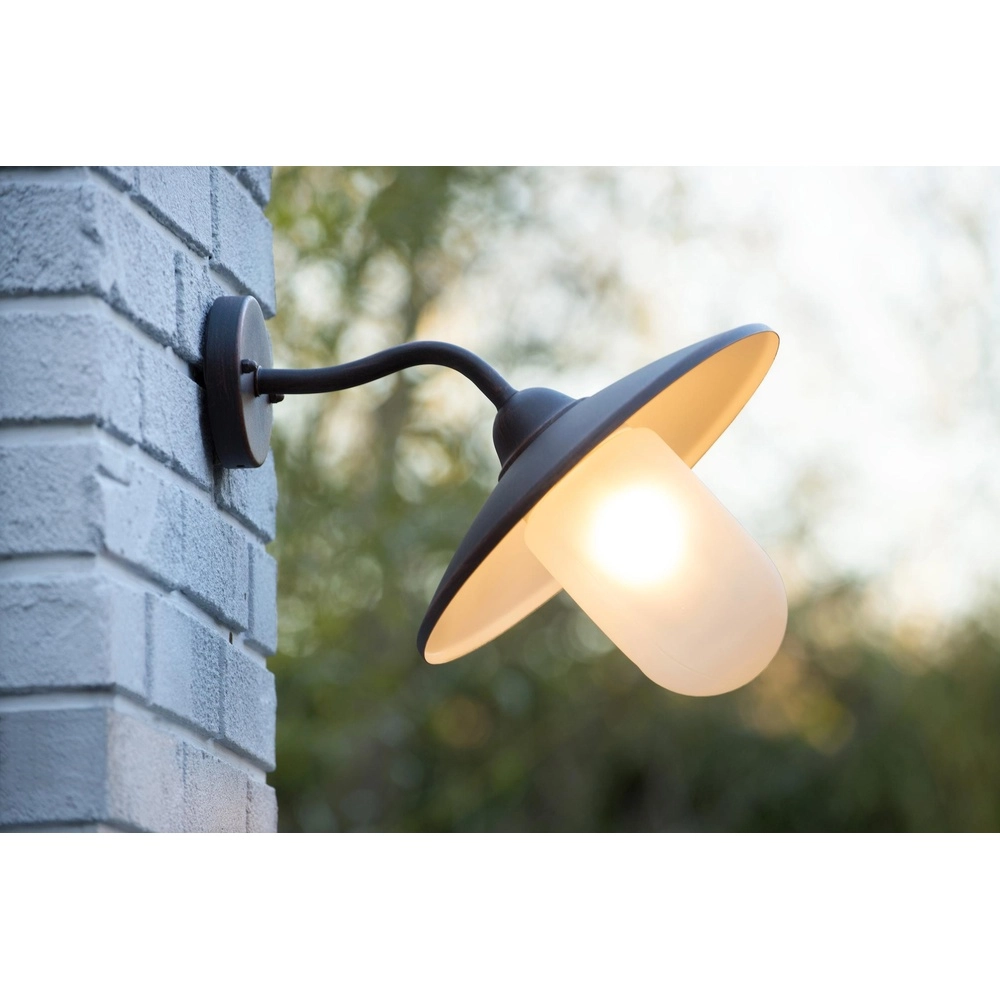 Country wall lamp Aruba rust brown Ø 30cm