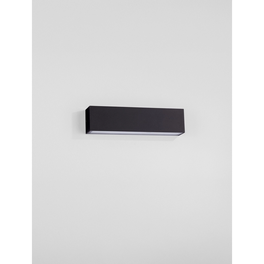 Sleek wall lamp Allure black 26cm Lyora 5212017479082
