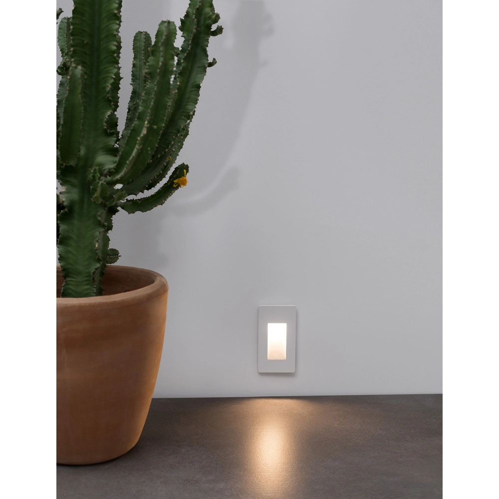 Recessed light Cove vertical