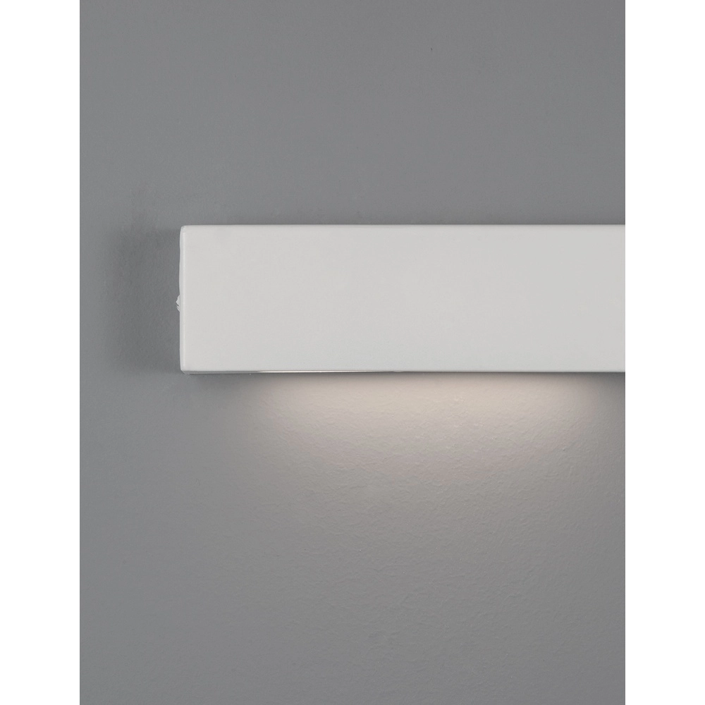 Bedside lamp Vida Right White with USB Lyora 5212017427878