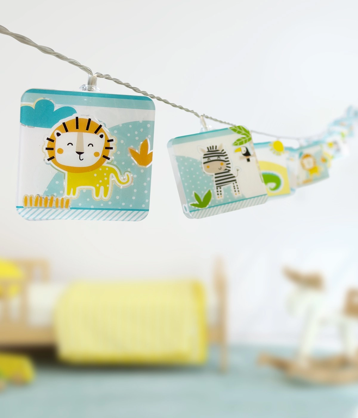 String lights Little Jungle blue