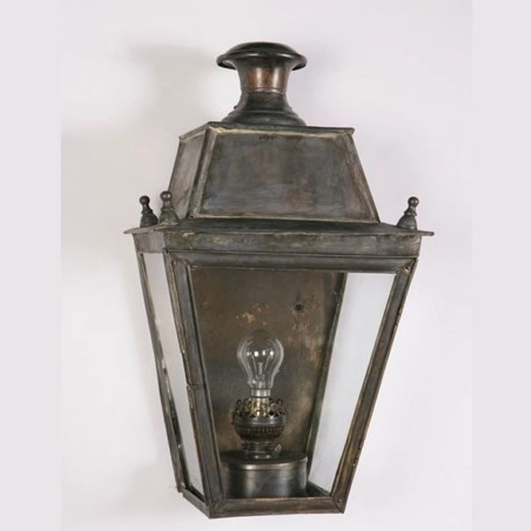 Rustic outdoor lamp Balmoral Flush handmade - brass (pb) Limehouse 8716803506527