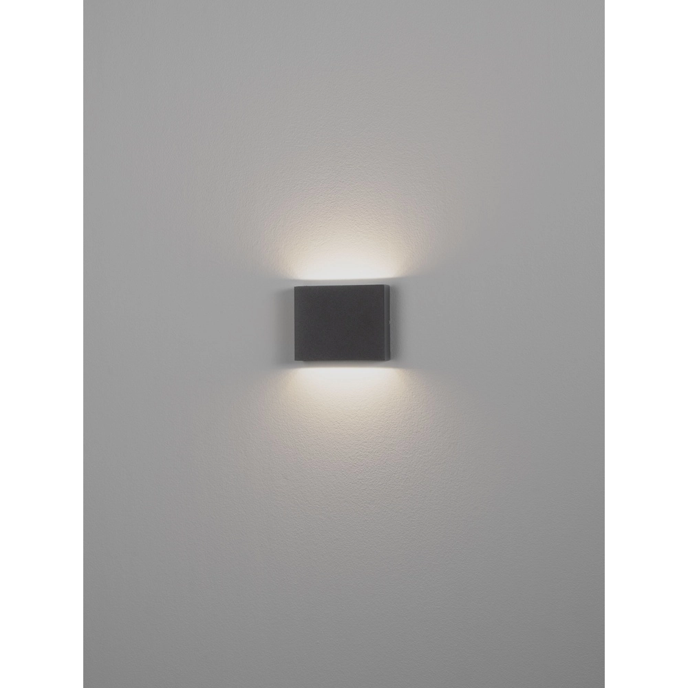 Sleek wall spotlight Tick Up and downlighter black Lyora 5212017453631