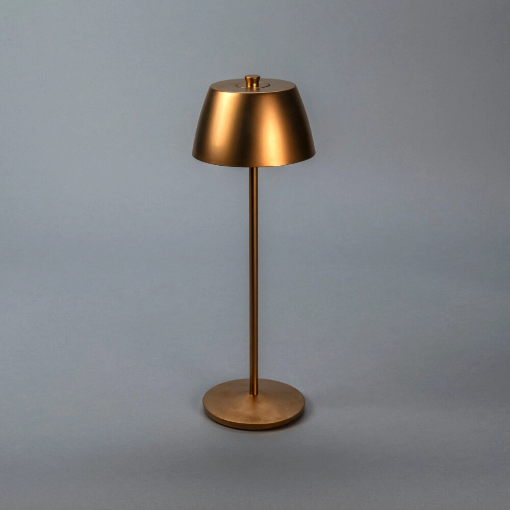 Rechargeable table lamp Eze copper