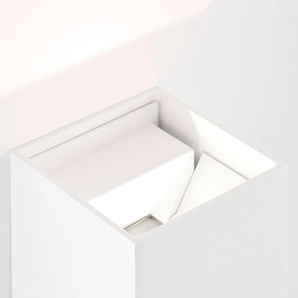 Wall lamp Isak 10 x 10cm white Brilliant 4004353349270