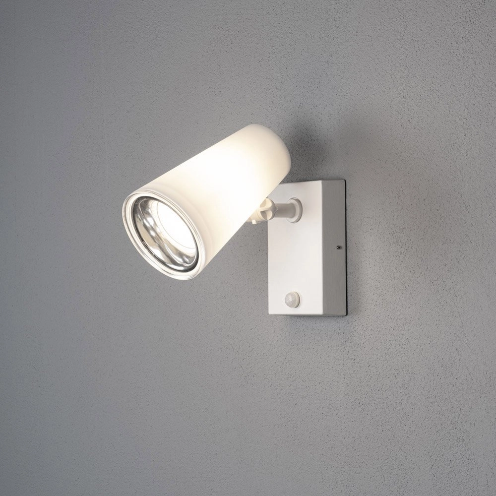 White surface mounted spot Fano with motion sensor KonstSmide 7318307873252