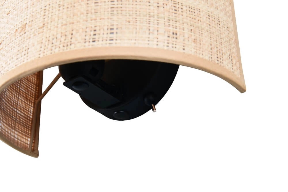 Cream wall lamp Aimee with switch Trio 4017807637328
