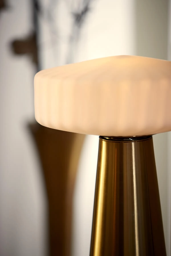 Table lamp Pleat gold with white Ø 30cm