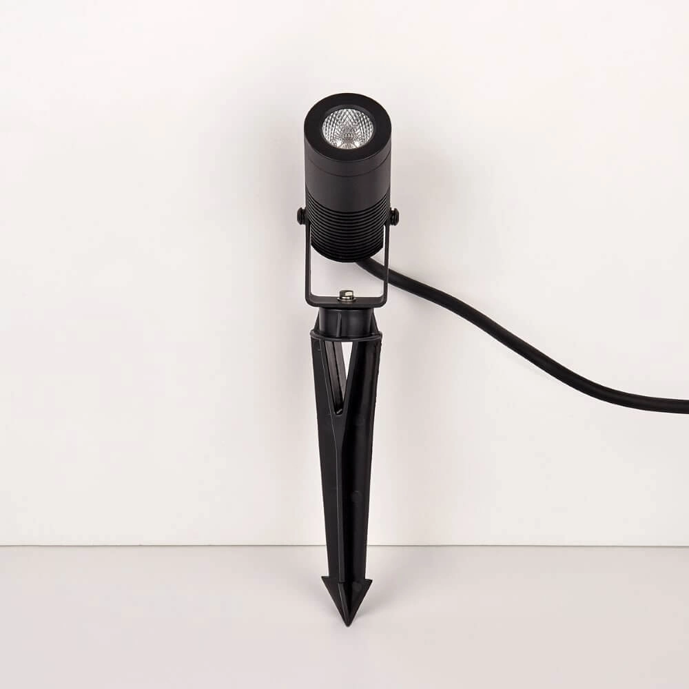 Floor lamp Spyk black Lyora